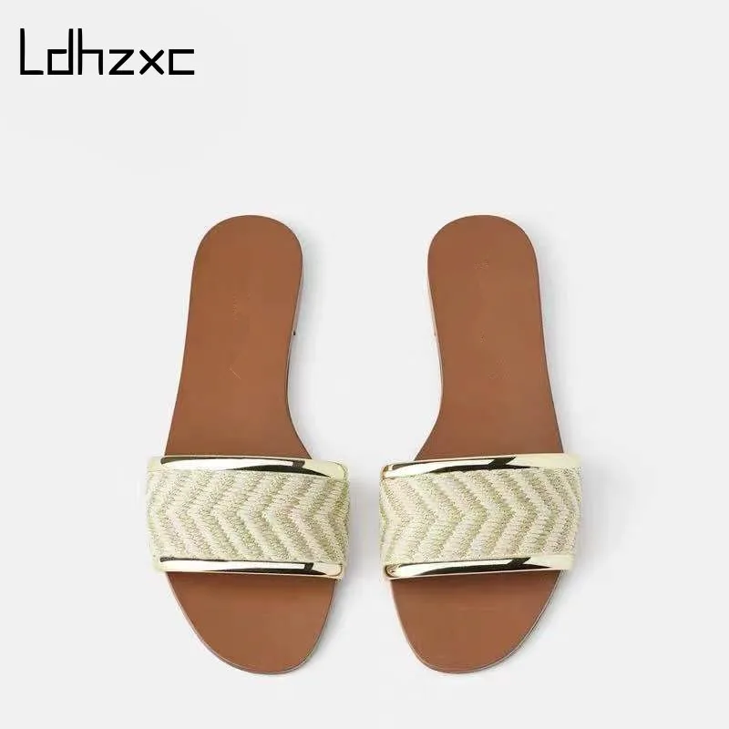 

LDHZXC Women's Slippers Flat with 2021 New Summer Women Square toe Leather Fashion Flat Slider Sandals Female