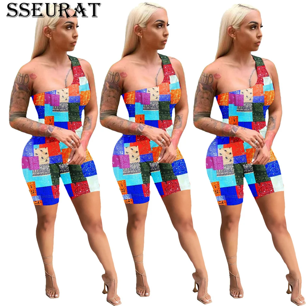 

SSEURAT Женская легкий костюм с шортами Бандана с принтом «пейсли» с бретелькой на одно плечо без рукавов хлопкового волокна облегающий женски...