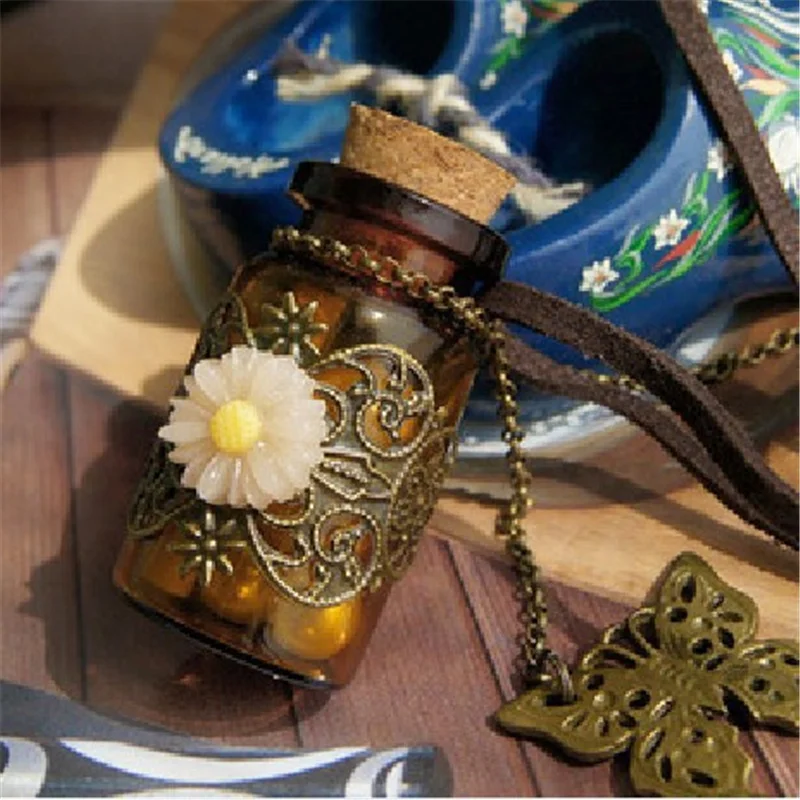 

Retro Cork Wishing Bottle Sweater Chain Carved Long Leather Cord Necklaces Pendants Vintage Butterfly Flower Pendant
