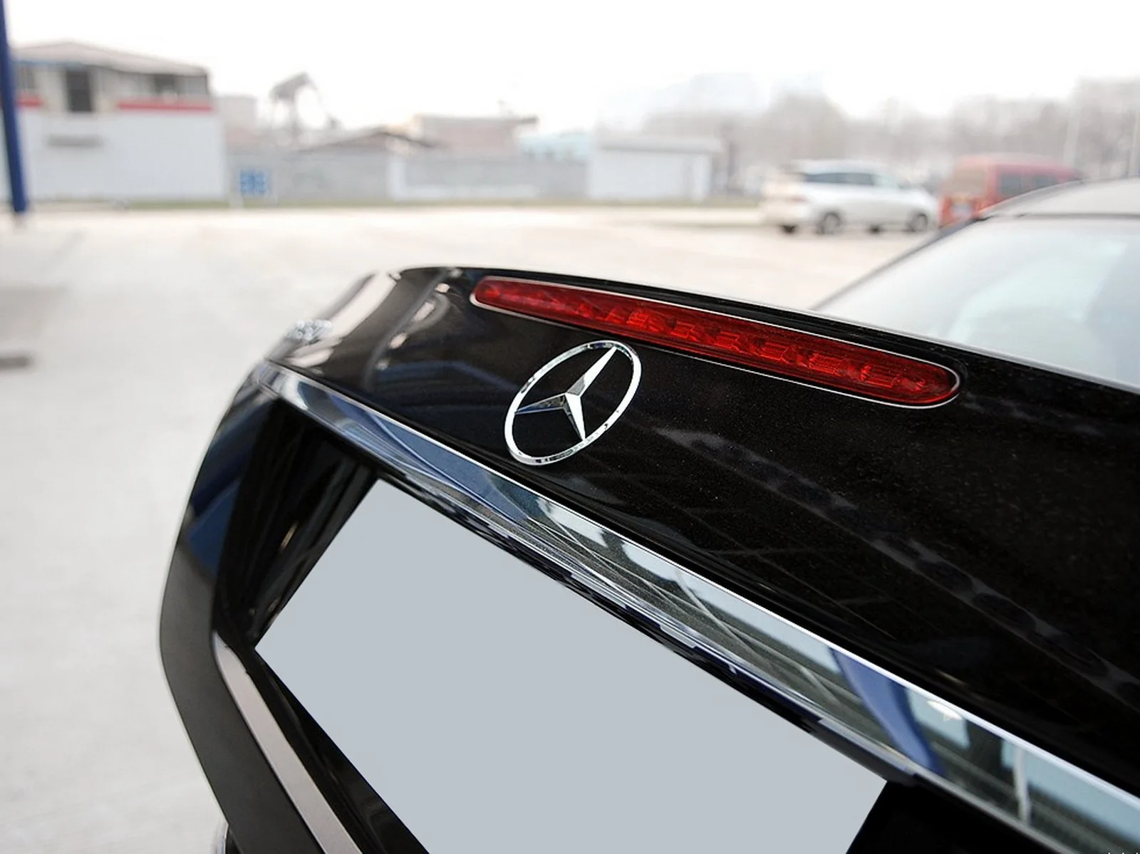 Дополнительный стоп светильник высокого уровня ANGRONG для салона Mercedes Benz E-Class W211 |