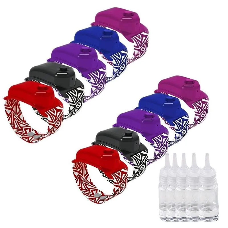 

1pc Portable Silicone Bracelet Wristband Soap Sanitizing Dispenser Band Squeeze Bottle Creative Disposable Silicone Bracelet