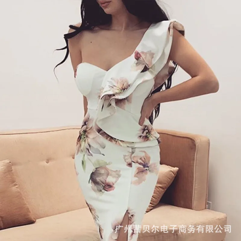 

2021 new one-shoulder printed dress