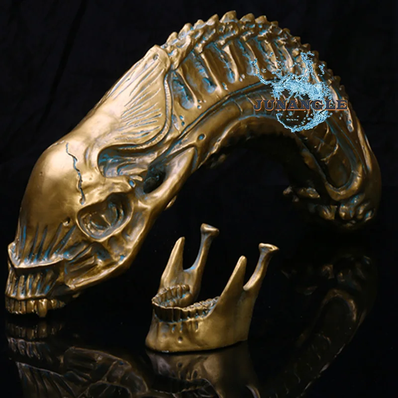 

Large Aquarium Decoration Special Shaped Skull Resin Crafts Skull Props Personality Ornaments Halloween Decoration