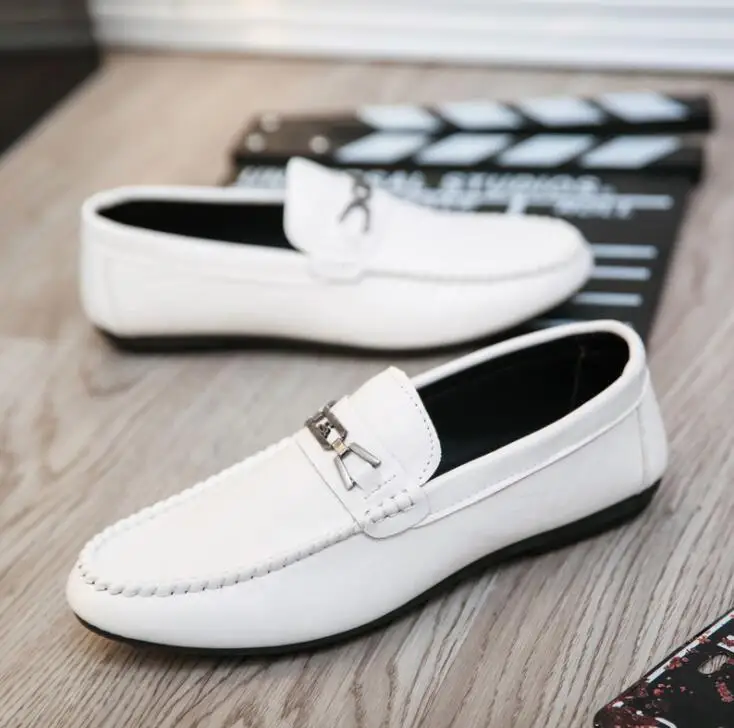 

2021 New Summer Black Peas Shoes Men's Pedal Casual Shoes Non-slip Driving Shoes Men Shoes Men Sneakers Shoes Men Sneakers