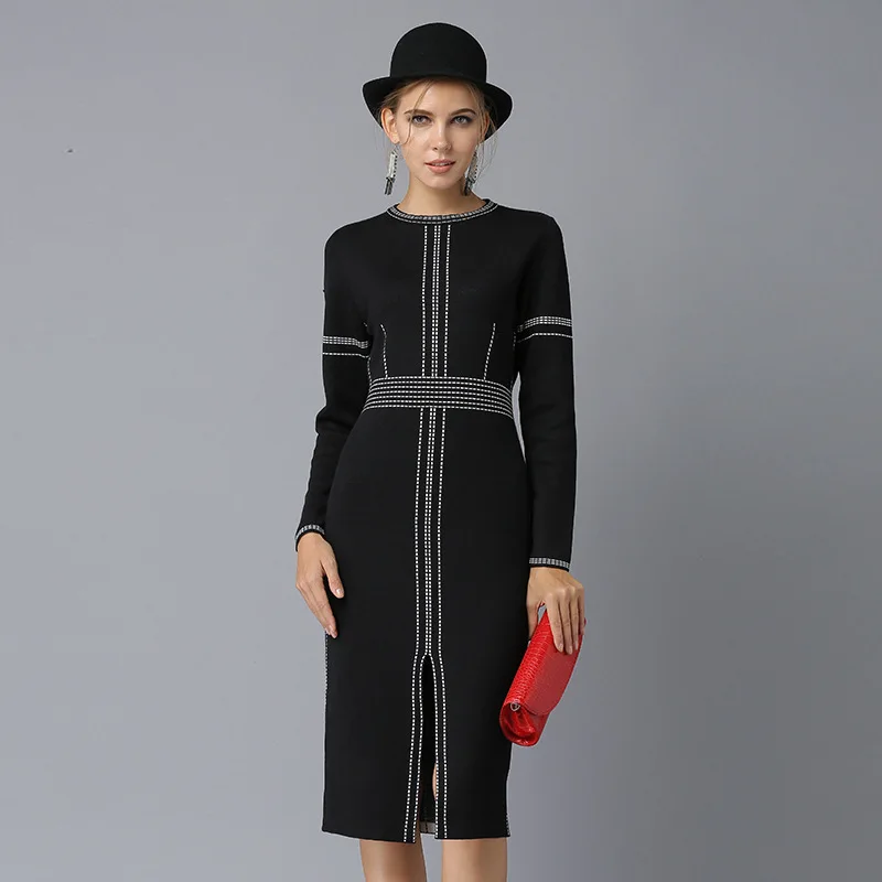 

New autumn knitted dress for women's middle and long style, slim and thin, with bottom coat and skirt, hip fashion in autumn and