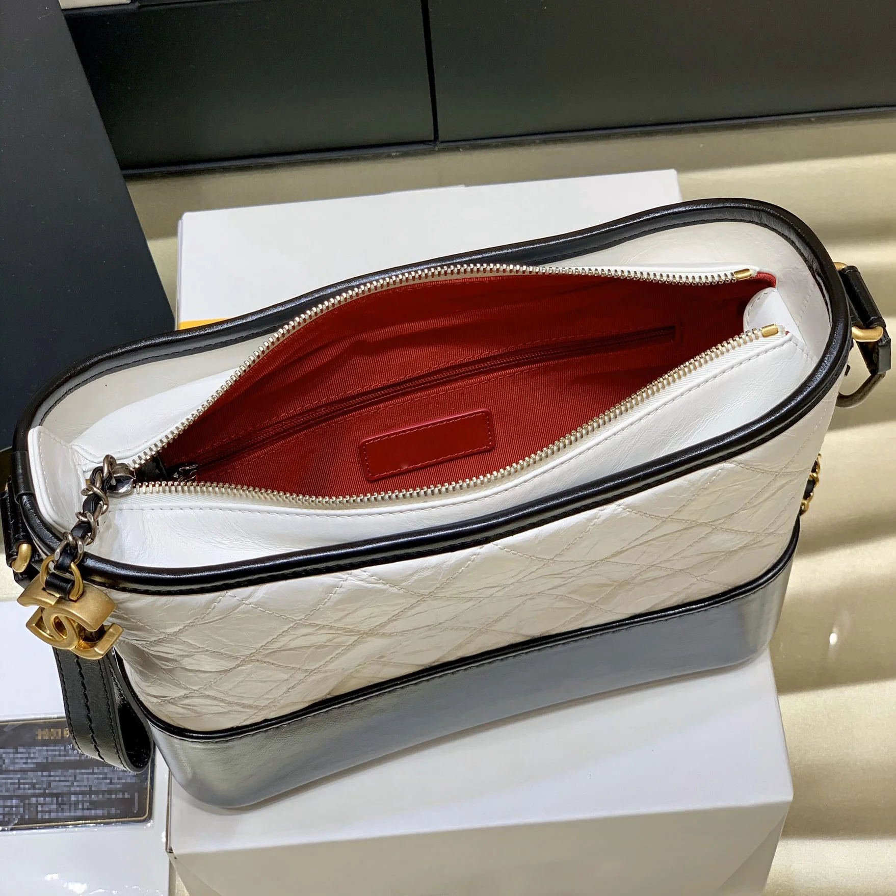 

Hand-made ladies bags C6 15-20cm