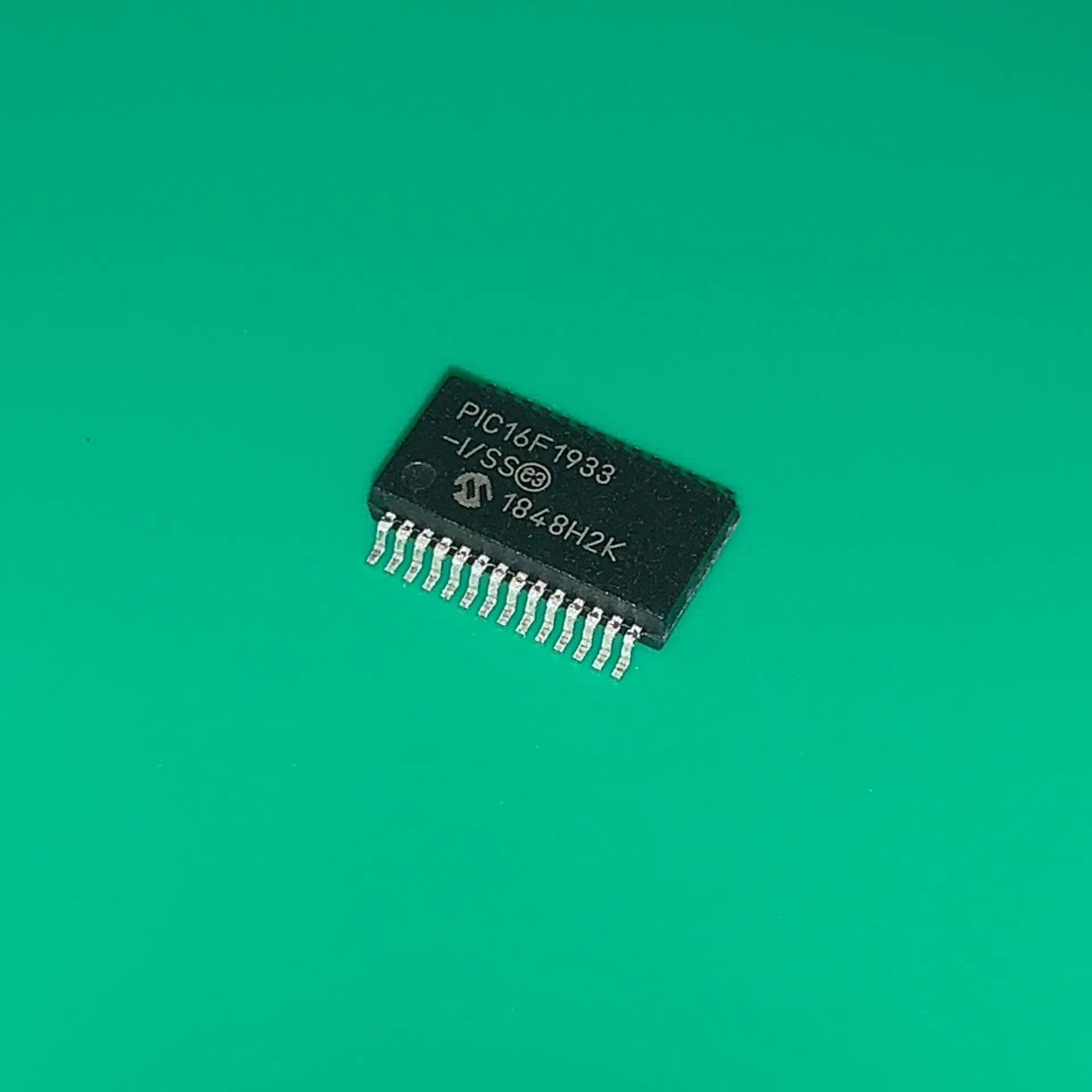 3 шт./лот PIC16F1933-I/SS SSOP28 pic16fкость-I/SS IC MCU 8BIT 7KB FLASH 28ssop Φ PIC16F1933ISS | Обустройство дома