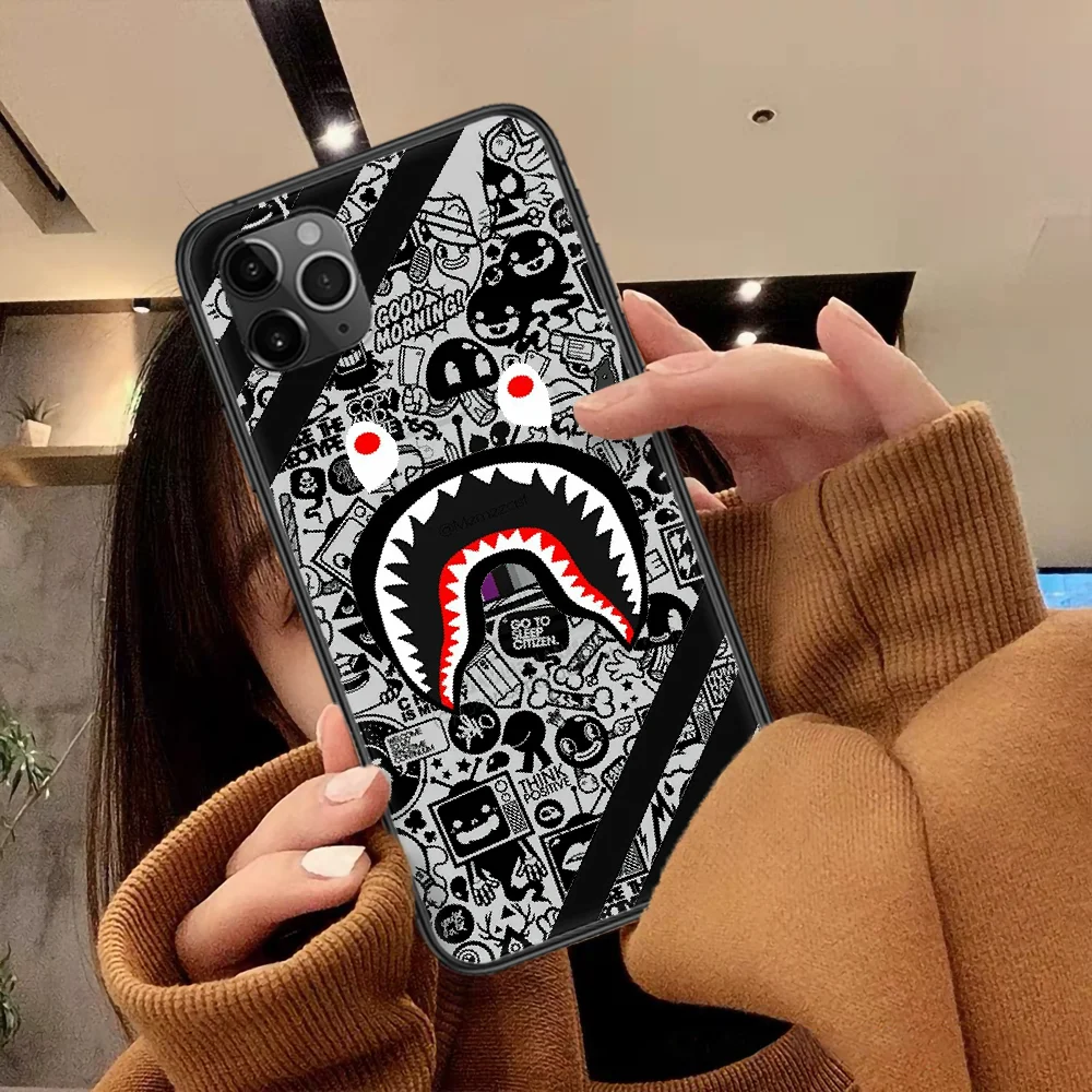 

Fashion Brand BAPES Phone Case For Iphone 4 4s 5 5S SE 5C 6 6S 7 8 Plus X XS XR 11 12 Mini Pro Max 2020 black Back Soft Etui