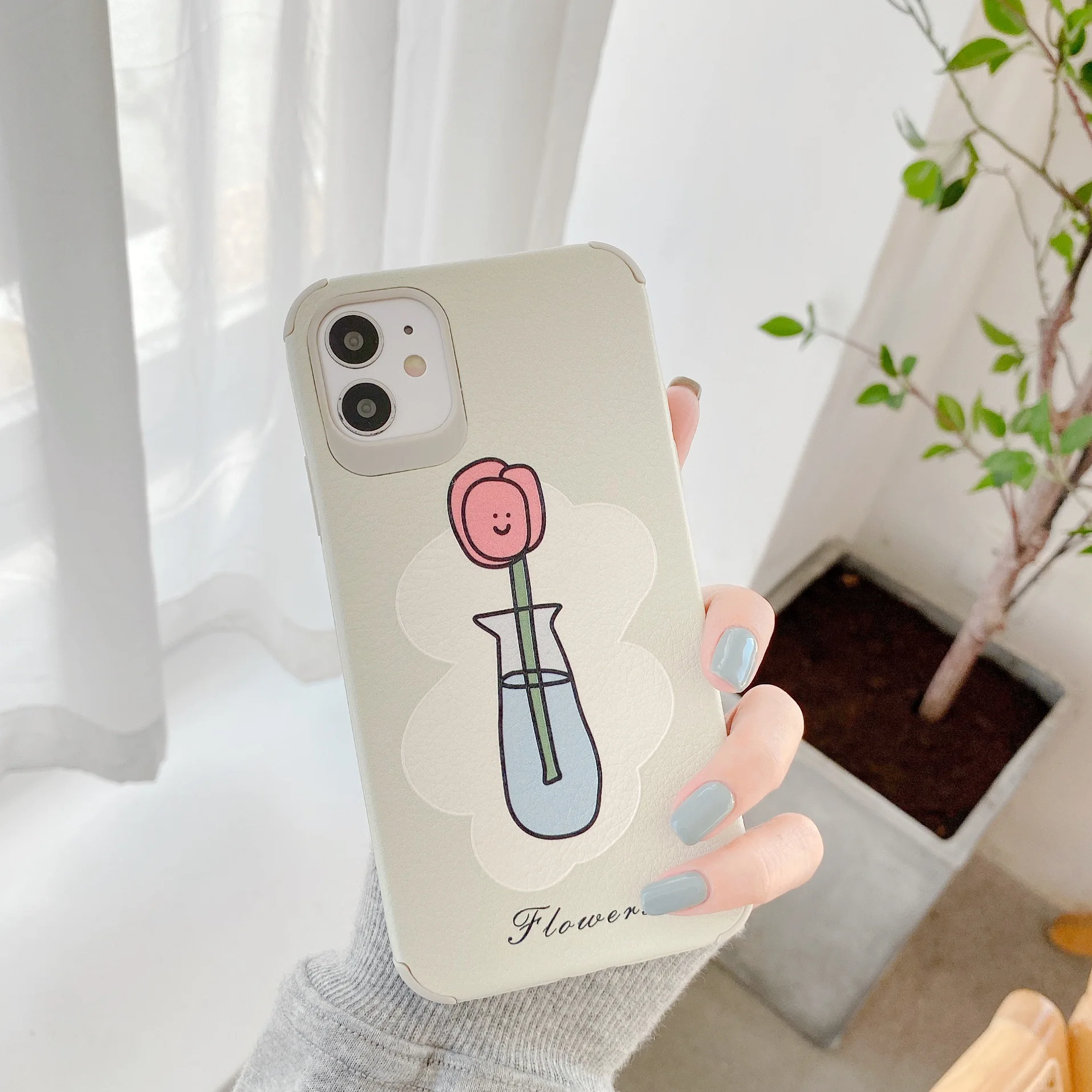 

Retro Embossing vase Flowers art Korean fashion cute Phone Case For iPhone 11 Pro Max XR Xs Max X 7 8 7 Plus case silicone cover