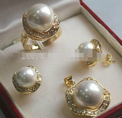 

hot sell charming Jewellery white sea shell pearl pendant Necklace earrings set