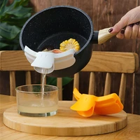 kitchen duckbill liquid funnel anti spill with round mouth for pots pans and bowls and gadget tools soup diversion accessories