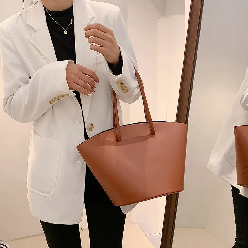 

Composite Bag Woman 2021 New Retro Bucket Bag Tote High Capacity Single Shoulder Bag