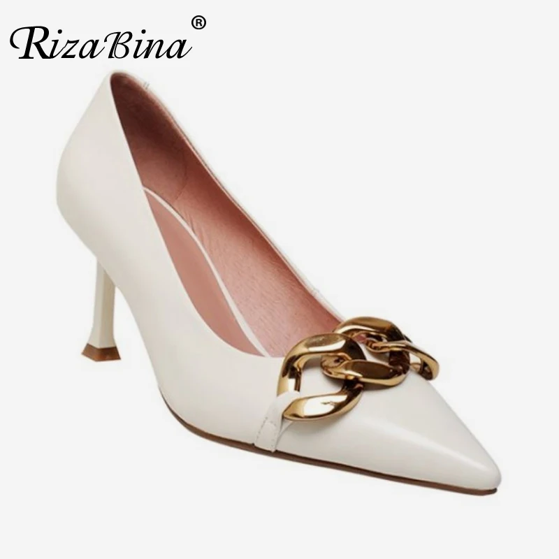 

RizaBina/Новинка 2021 года; Женские туфли-лодочки; Вечерние туфли из натуральной кожи с острым носком на тонком каблуке без застежки с металлическ...