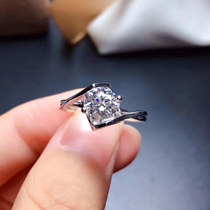 Женское серебряное кольцо с муассанитом сердцем 1 карат 6 5 мм из серебра 925 пробы |