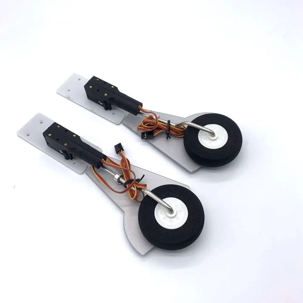 Выдвижное шасси для самолета на дистанционном управлении модели P51 | Игрушки и