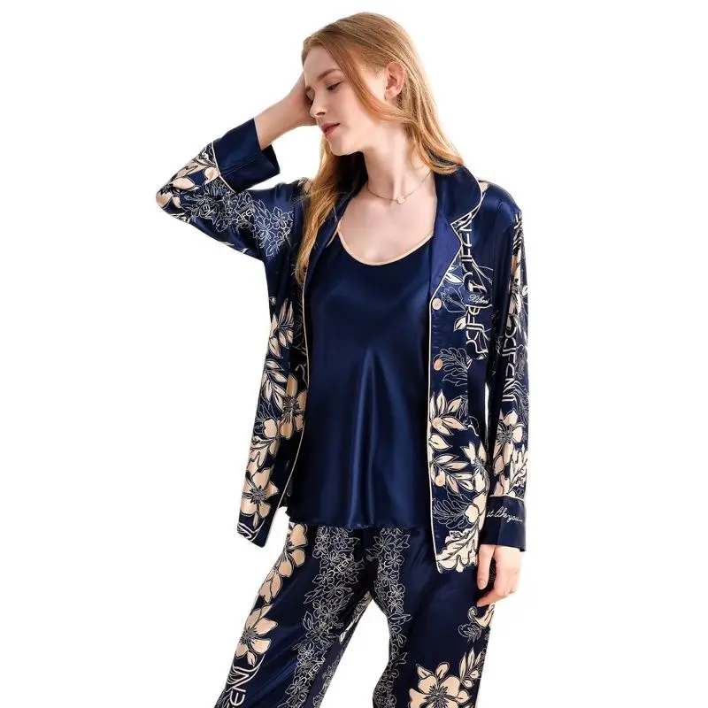 

Silk Pajamas Female Fashion Printed Satin Silk Women Sleepwear Long-Sleeve Sexy Three-Piece Pyjama Set X1712