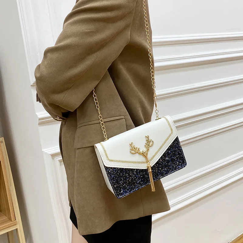 

Новая модная квадратная сумка-мессенджер на цепочке, женская маленькая сумка с кисточкой и блестками, сумка через плечо