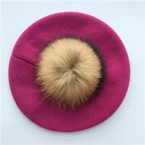 Rose natural fur Женский берет, шапка с натуральным большим меховым помпоном, Зимний вязаный шерстяной берет, натуральный мех енота, шапка с помпоном, одноцветная, высокое качество, женский берет - Цвет: Rose natural fur