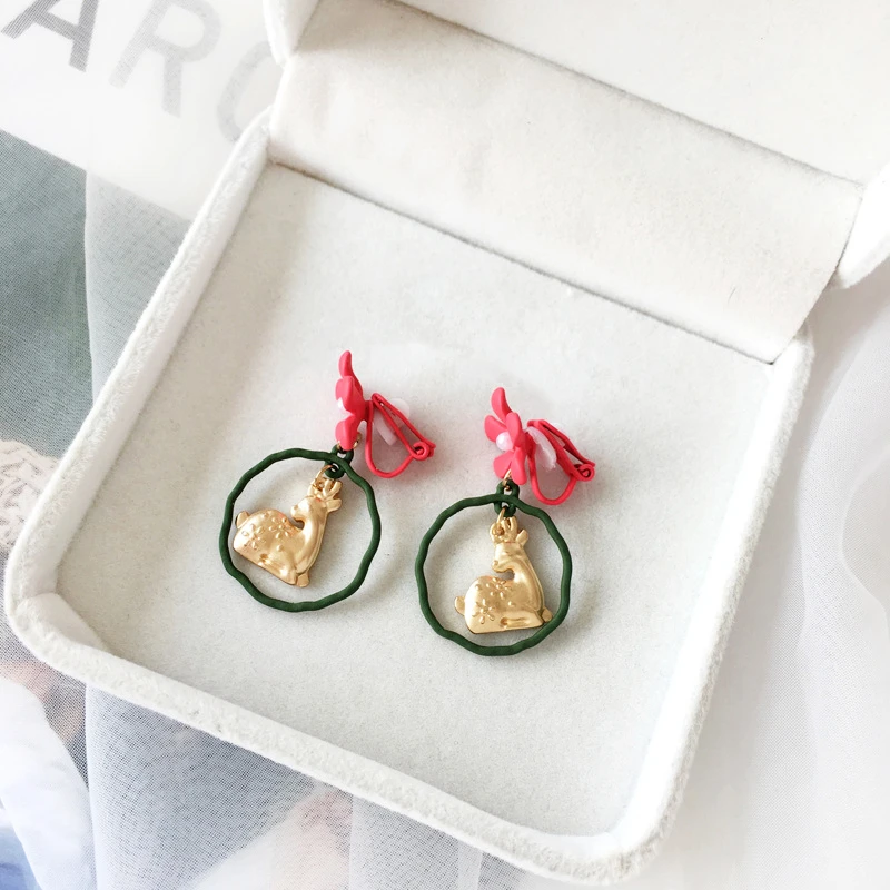 

S925 Silver Needle Sweet Cute Flower Earrings Fun Fawn Dangler Personality Irregular Circle Ear Jewelry for Woman Female Dangler