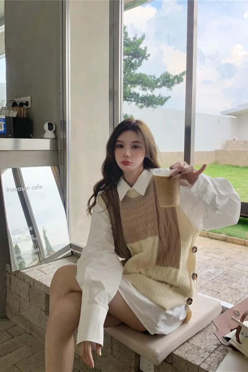 Жилет женский складной на раннюю осень 2021 |