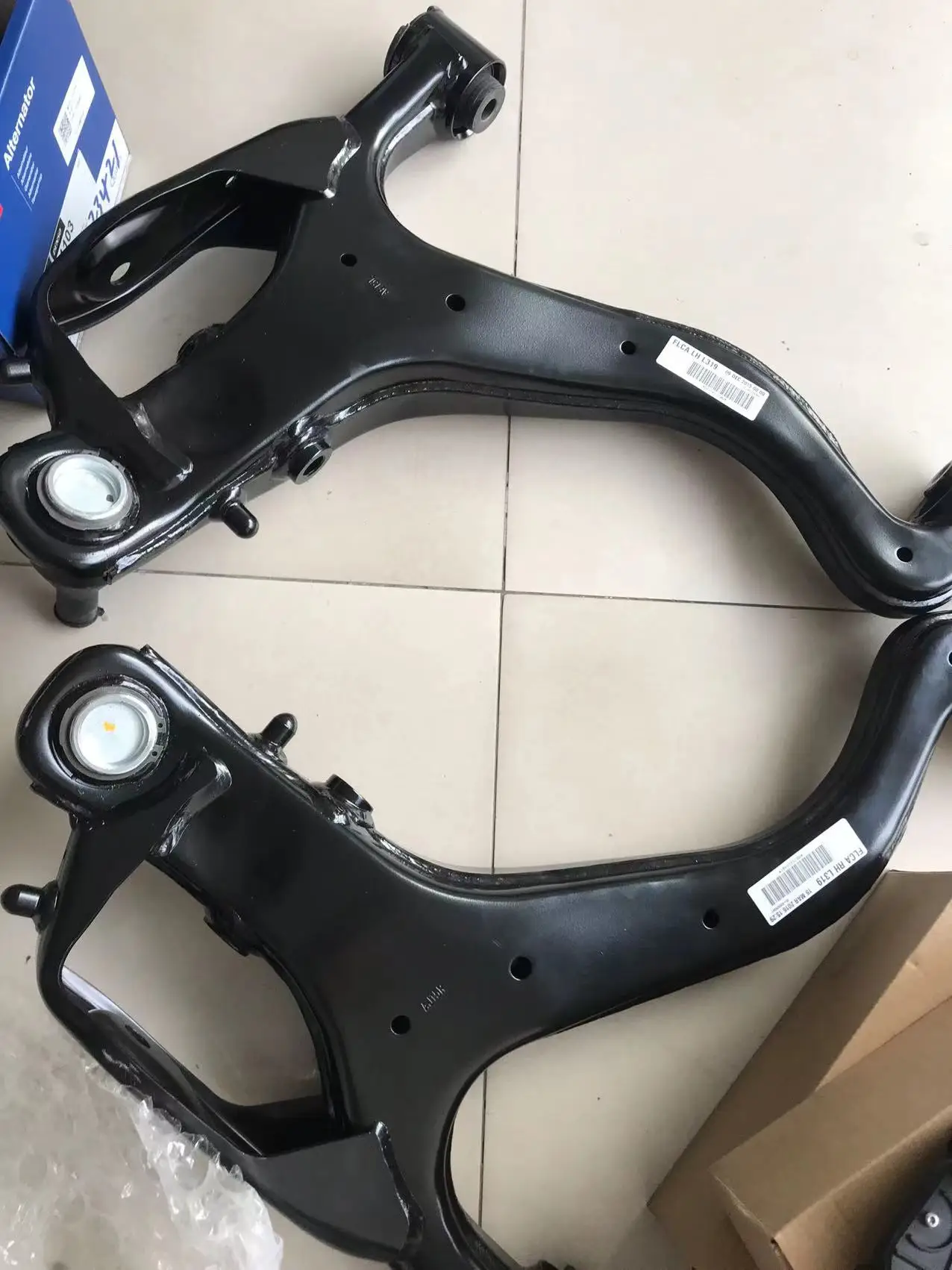 Range Rover sports2010-2012 discovery 4 Discovery 3 2008-2012 lr075993 lr075995 front lower suspension control arm ball joint as - купить по