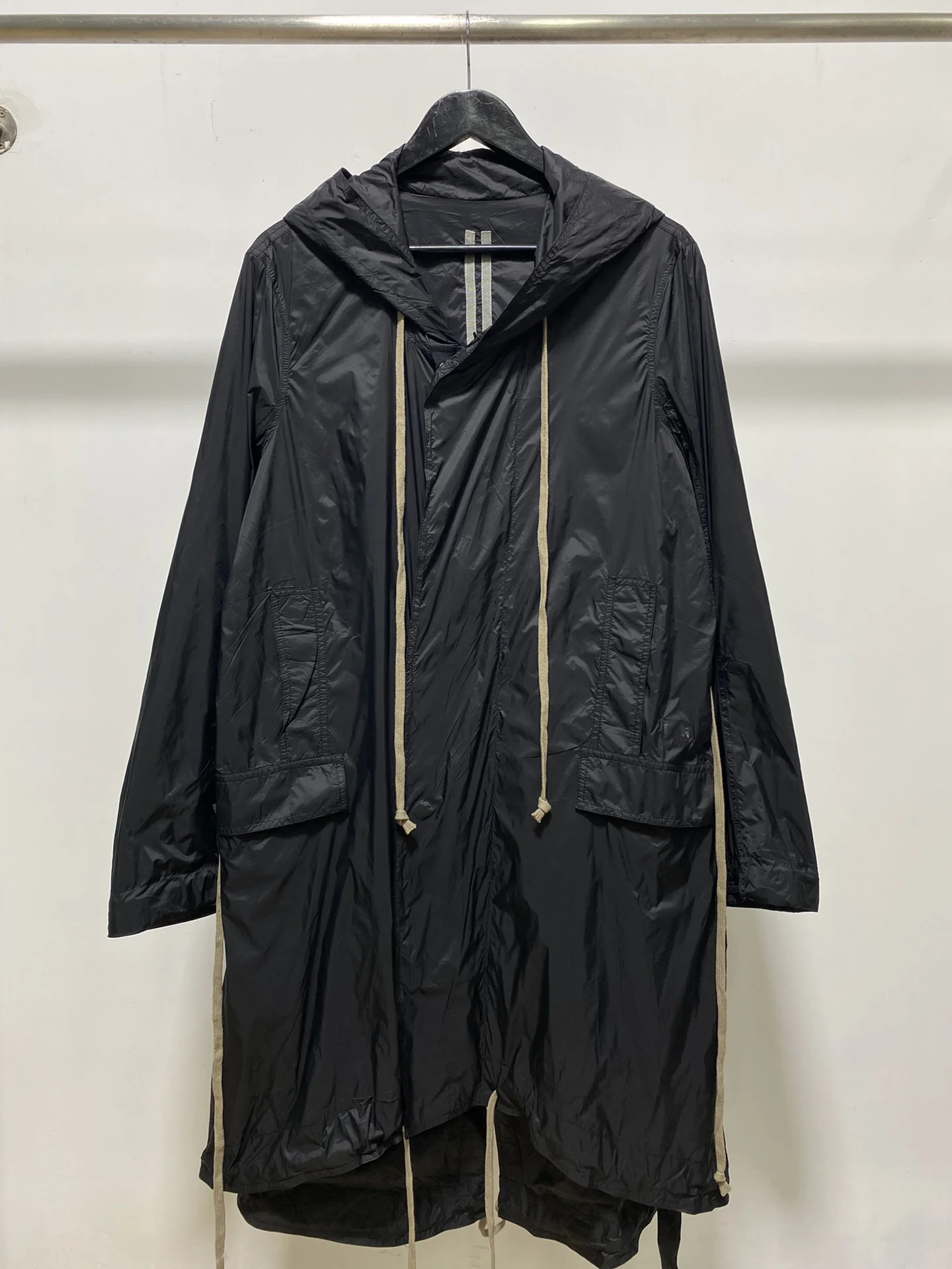 

Мужская зимняя ветровка в готическом стиле, размеры XL