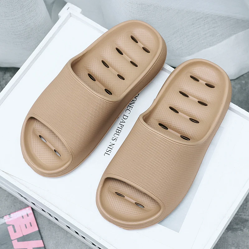 

2021 Summer New Leisure Sandals Soft Thick Soled Comfortable Slippers for Home Couples Sandals Integrated Form Durable Size36-45