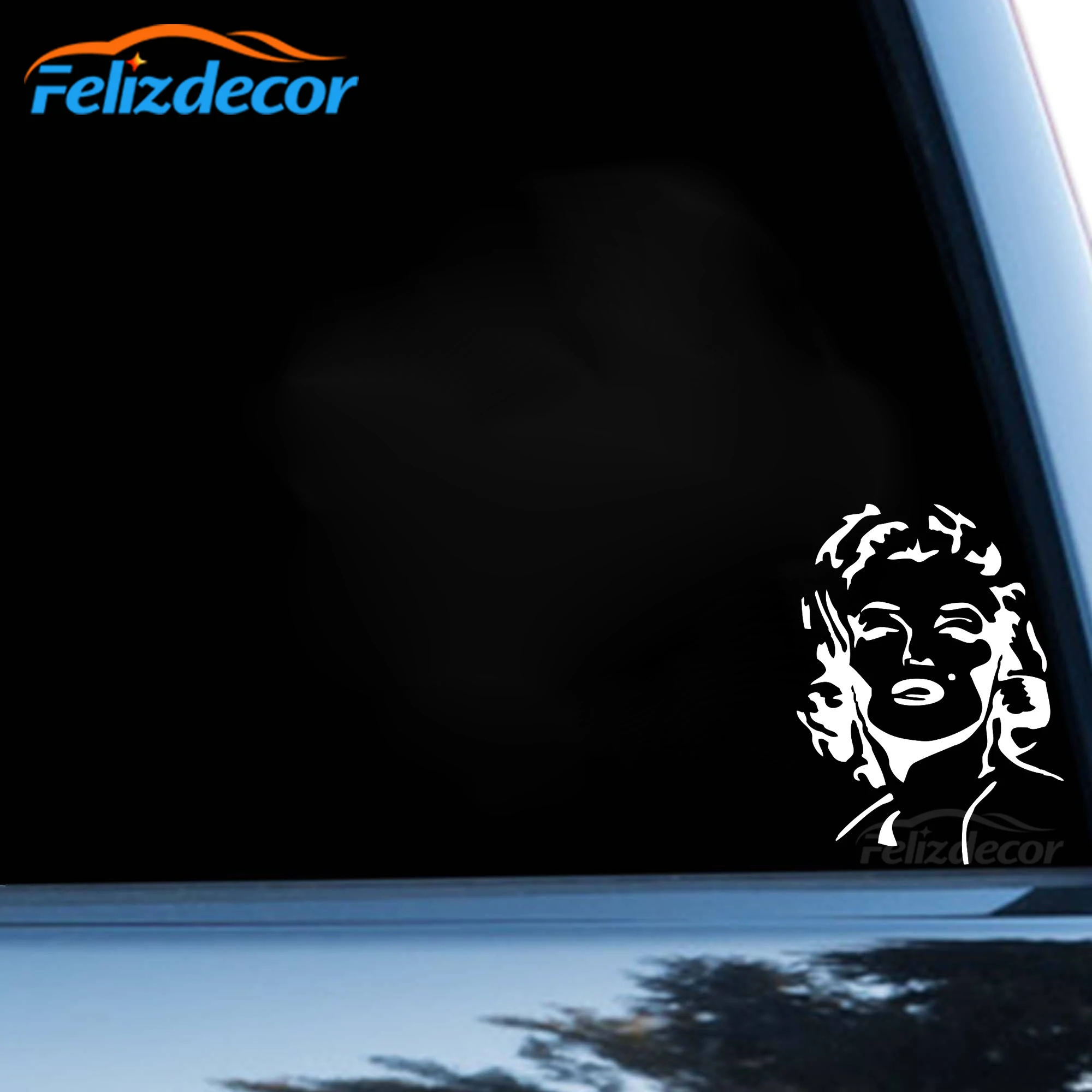 Привлекательный и уверенно красивая женщина автомобильные наклейки на кузов