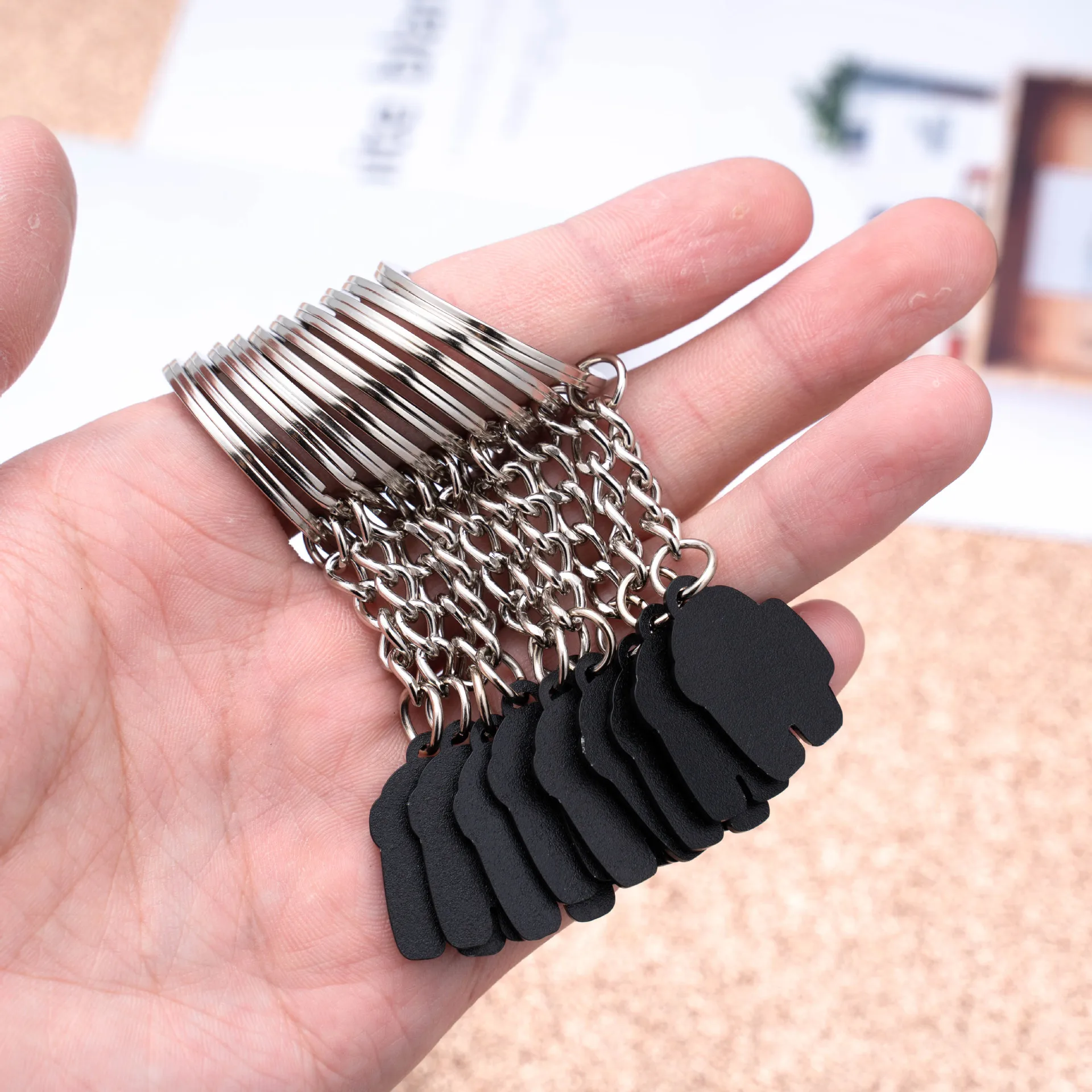 

New Lucky Car Anime Game Among Us Keychain Trust No One AmongUs Game Cosplay Bag Pendant Decoration Pendant Car Keys Keychains