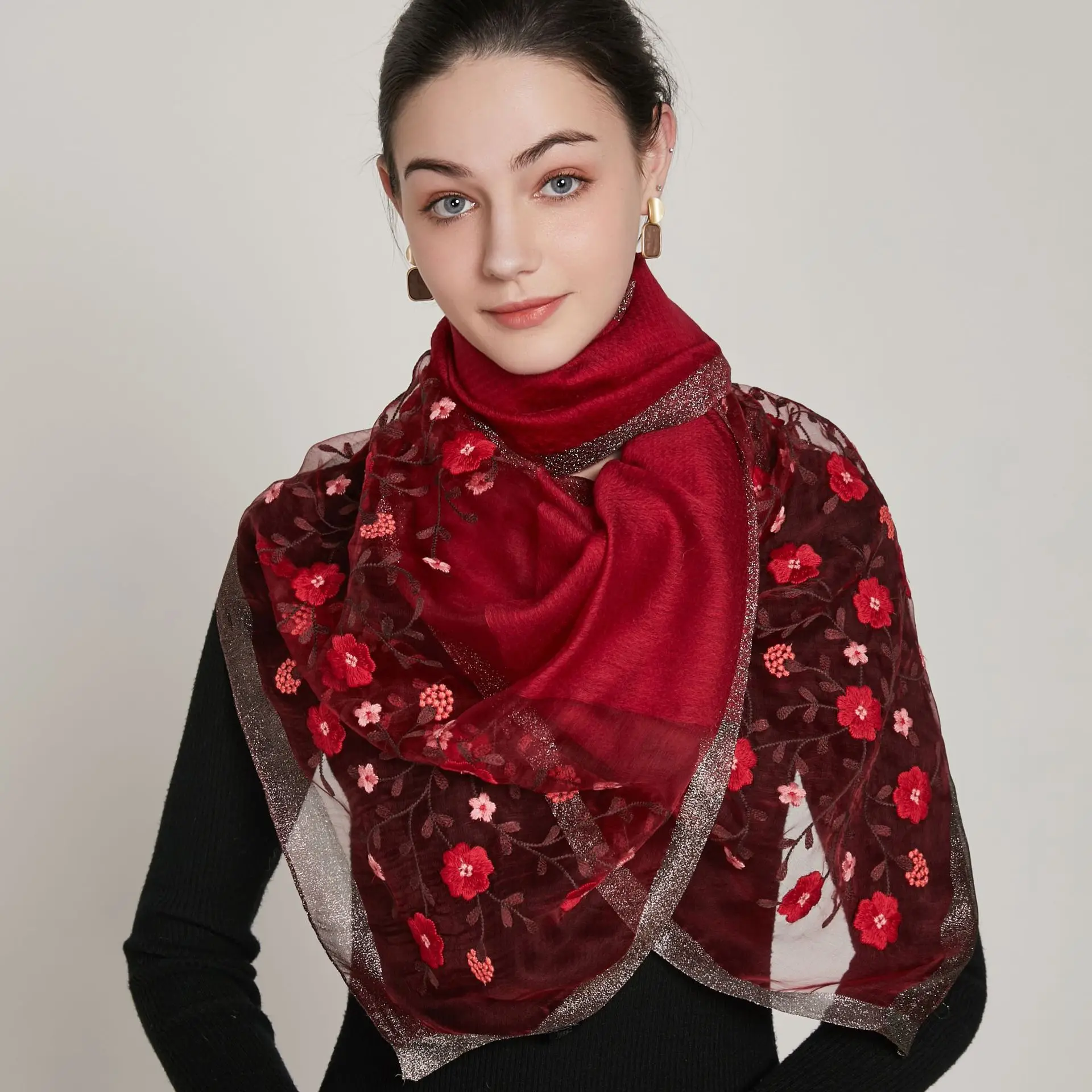 Новый осенне-зимний Шелковый шерстяной вышитый шарф для женщин теплый мам