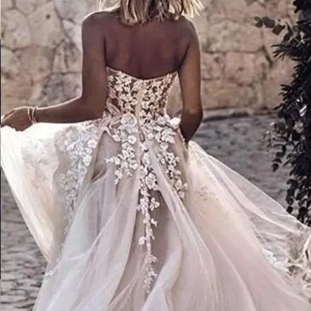 Luxury Wedding Dresses Sexy Sweetherat Lace Appliques Bridal Gowns Custom Made Backless Sweep Train A Line Dress | Свадьбы и