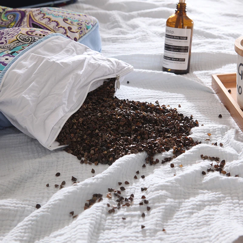 Подушка из грубой старой ткани с тремя отверстиями подушка для ушей чистой