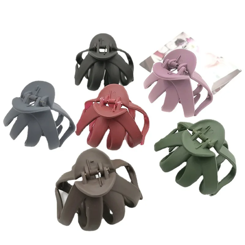 

New Solid Color Hair Claw Geometric Hollowing Simple Matte Crab Clamp for Women Girls Large Size Hair Clips Hair Accessories