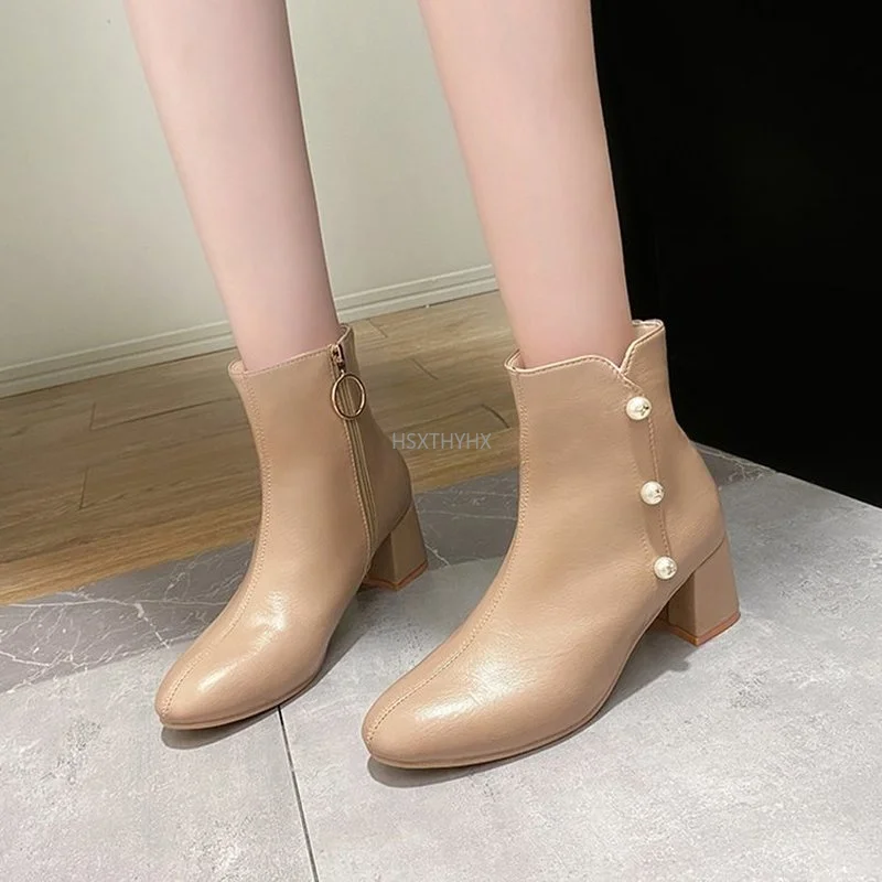

New Fashion Women't Boots Warm Fretwork Heels Winter Retro Buckles Short Plush Inside Shoes Boots Winter Snow Boots Women