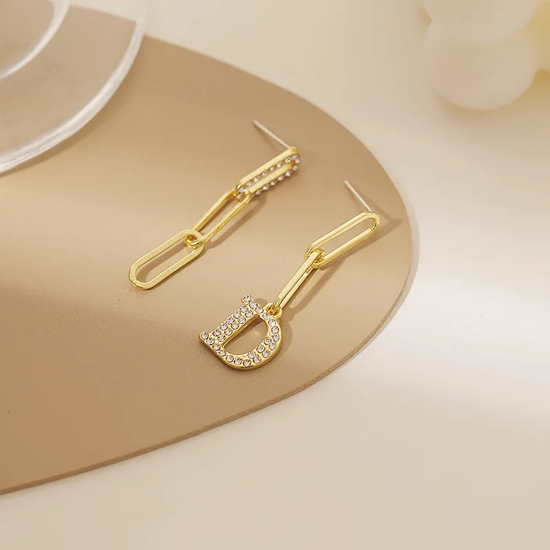 

12pcs/lot S925 Silver Needle Asymmetric New Diamond Letter D Chain Temperament Personality Drop Earrings for Women Jewelry