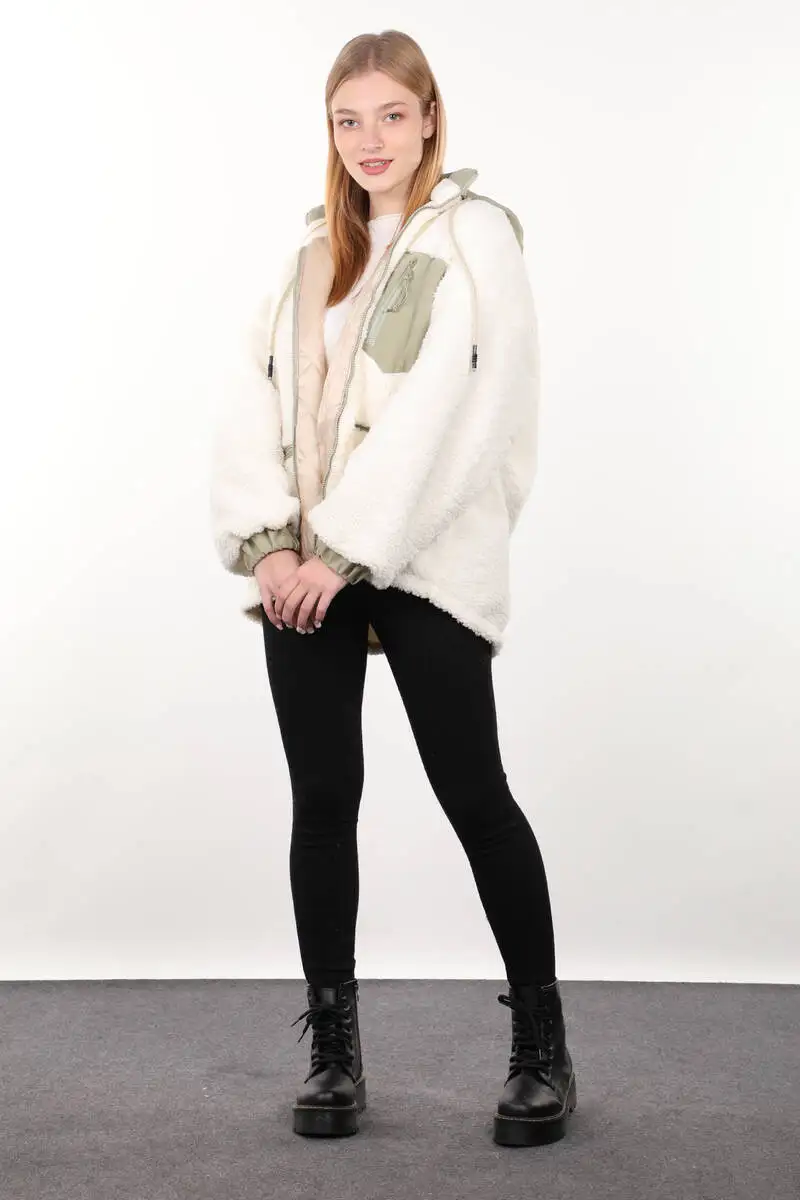 

White Lined Pocket Detailed Plush Oversized Womens Coat
