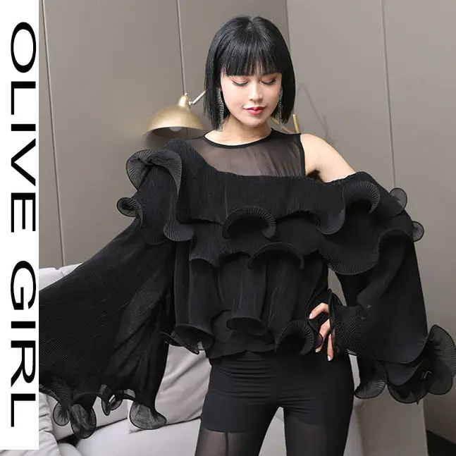 

Sweet Ladies White Chiffon Shirts Korean Camicia Elegant Blusas Tops Women Sexy Off Shoulder Sleeve Pleated Ruffled Cake Blouses