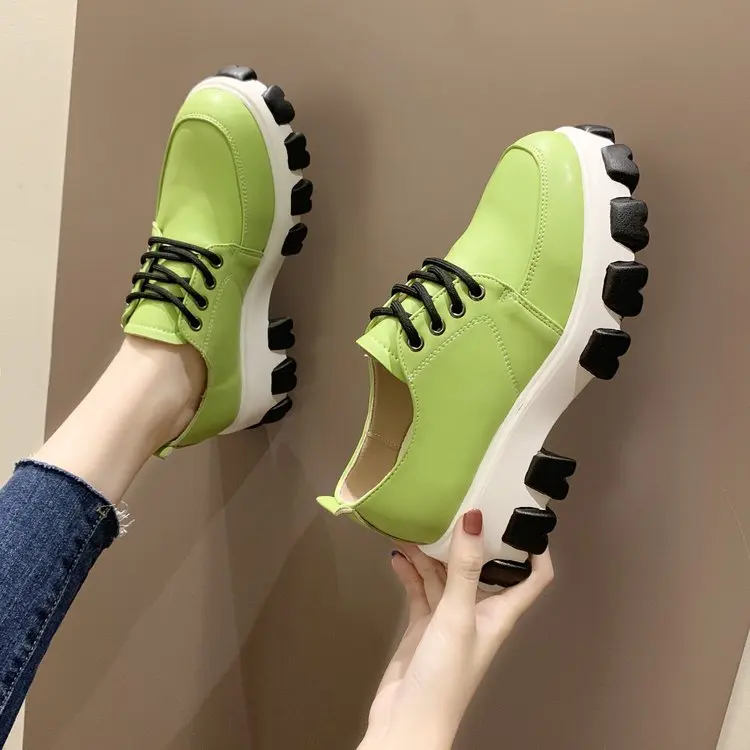 Повседневные туфли на высокой платформе ярких цветов женские нескользящие