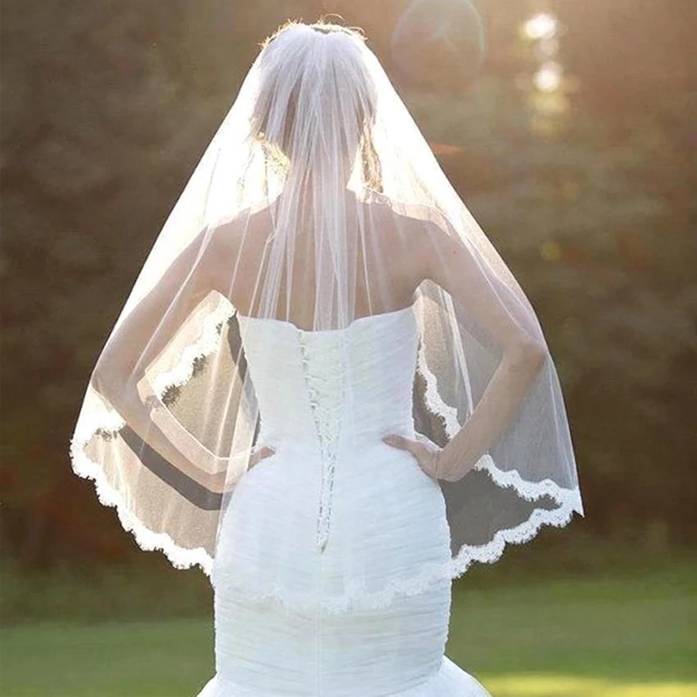 

Фата свадебная одноуровневая, белая вуаль для невесты, с кружевной аппликацией по краю и гребнем, для свадебных шоу, художественных фотогра...