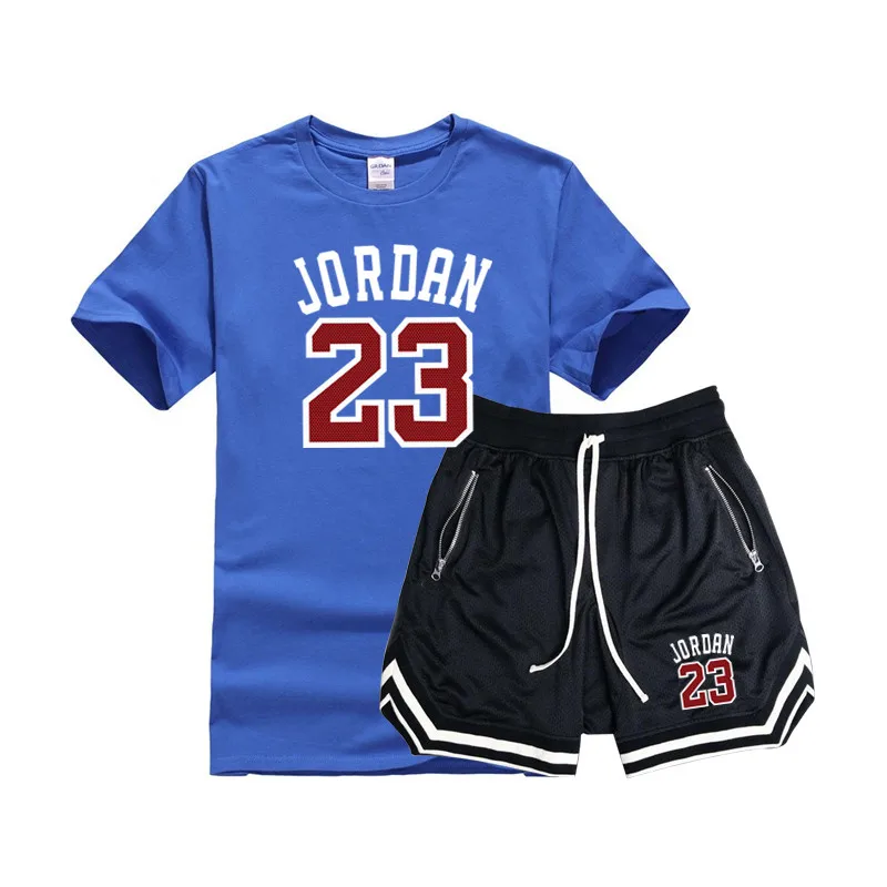 Спортивный костюм мужской из 2 предметов брендовая футболка и шорты