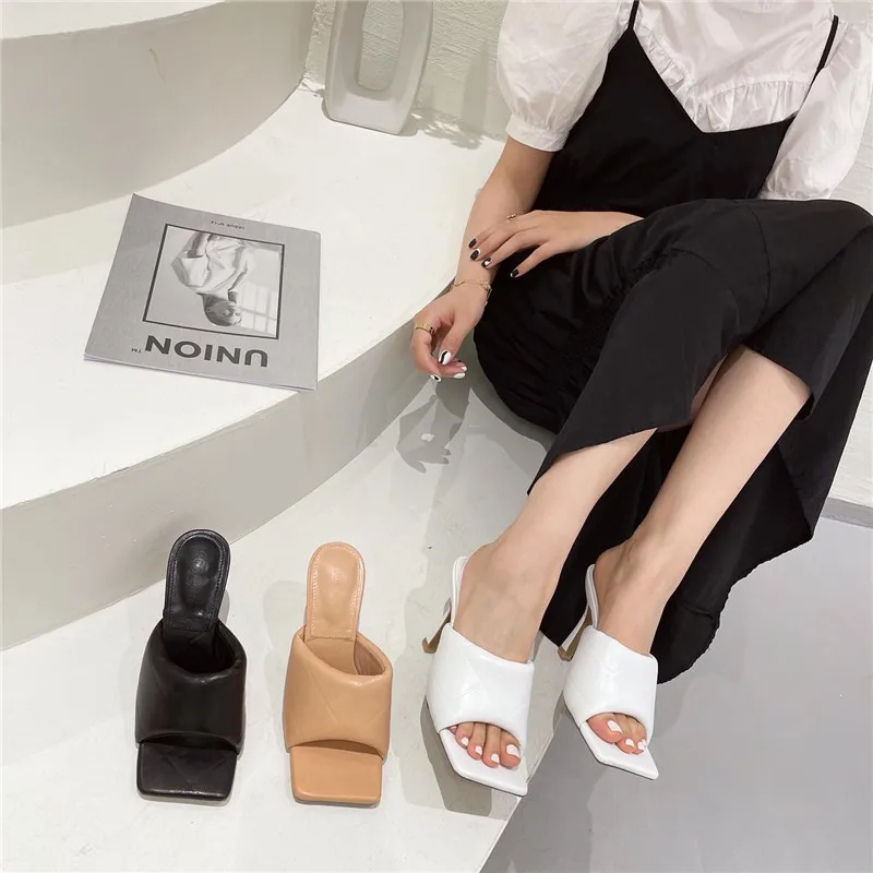 

Fashion high-heeled shoes, ladies stiletto-heeled slippers, thick-soled outer wear, new summer half-drag wild flip-flop sandals