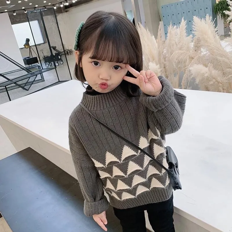 

Fashion Teenage Kids Sweaters Spring Baby Boys Girls Warm Tops Plus Velvet Thicken Knitted Bottoming Grey Beige Cute Pattern