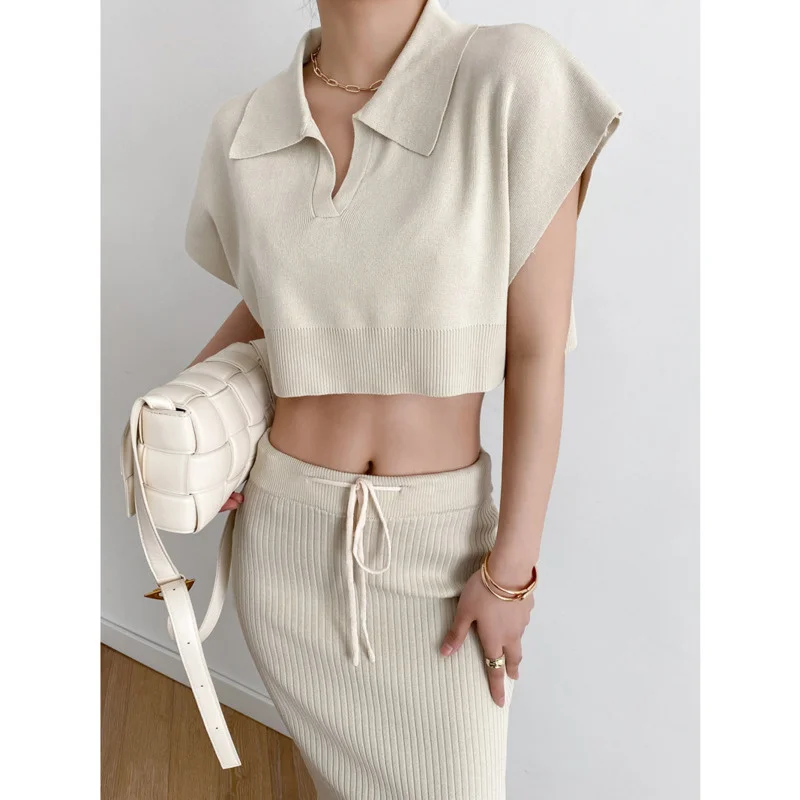 

Beige Women Crop Top Shirt Summer Turn Down Collar Bodycon Slim 2021 Fashion Short Sexy Tshirt Casual Streetwear Lady Chic Tops