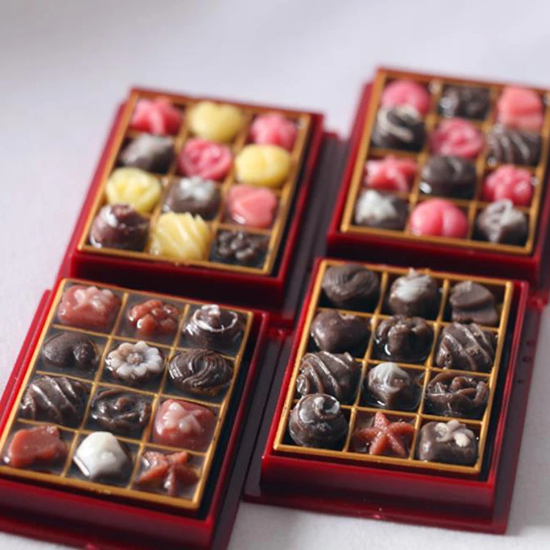 

Mini 1/12 Dollhouse Miniature Chocolate Gift Box Mini Play Toy Model Doll House Kids Play Kitchen Food For Dolls Accessories