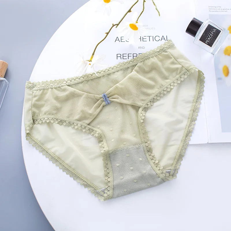 

Нижнее белье для маленьких девочек 4 шт./лот, кружевные трусики, мягкие трусики с заниженной талией, милые однотонные брюки для девочек-подро...