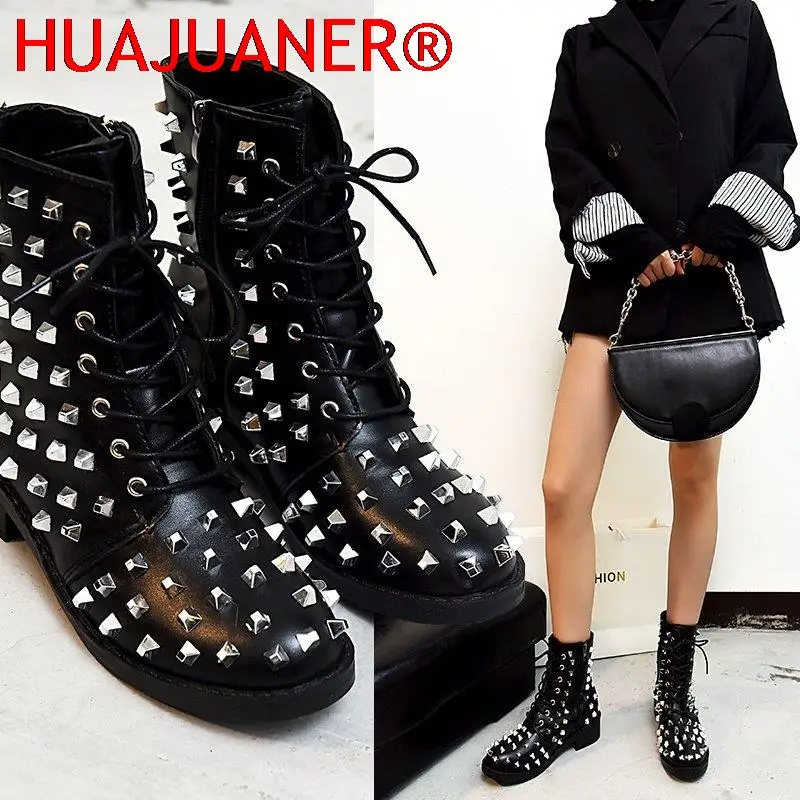 

2022 New Winter Punk Rivet Boots Women Round Head Toe Leather Booties Studded Thick Low Heels Chelsea Ankle Plush Botas De Mujer