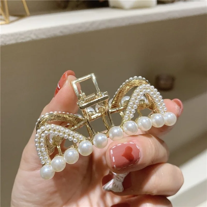

Korean Elegant Cute Cat Ear Pearl Hair Claws For Women Ladies Luxury Hair Clips Wedding Jewelry Hair Accessories