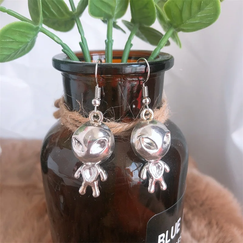 

Trendy Alien drop earrings 2020 new earrings for women ugly cute exaggerated metal alien small earring fashion jewelry wholesale