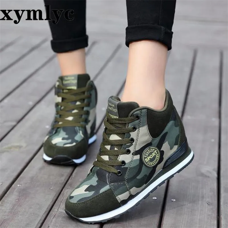 

2020winter female camouflage shoes high to help shallow mouth military training boots canvas nonslip round head laceup snow boot