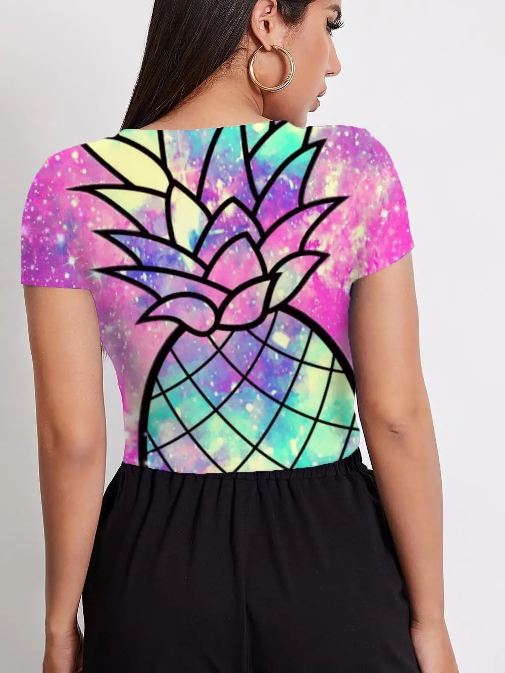 Футболка женская с рисунком ананаса повседневная разноцветная рубашка принтом